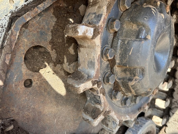 2019-bobcat-t650-image-34