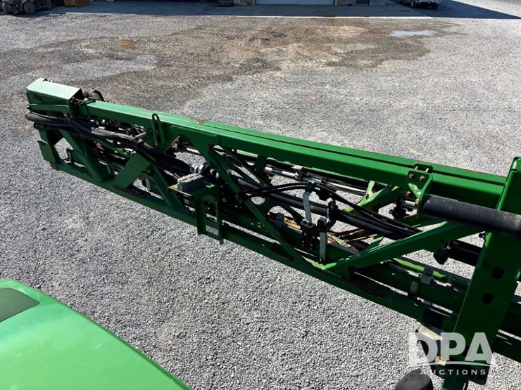 2014-john-deere-r4038-image-148