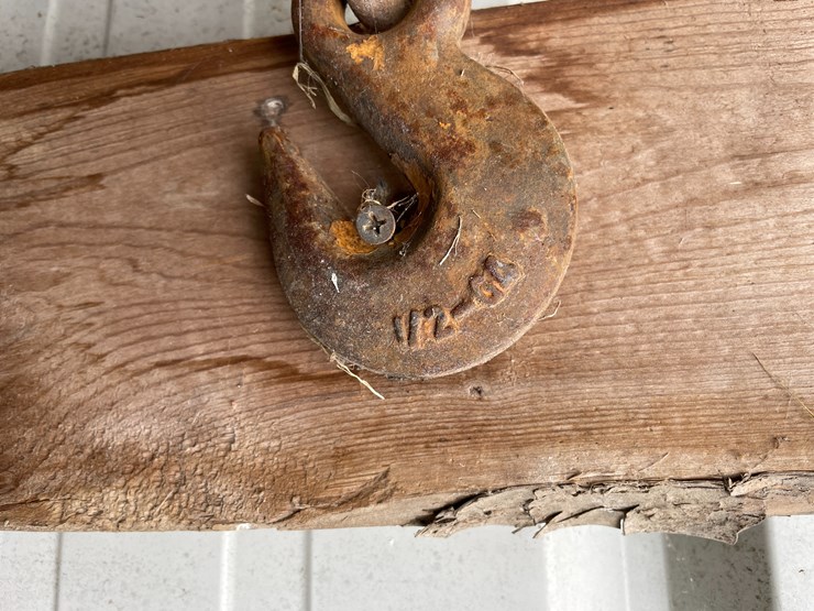 #7137-•-4-chains-and-2-binders-image-11