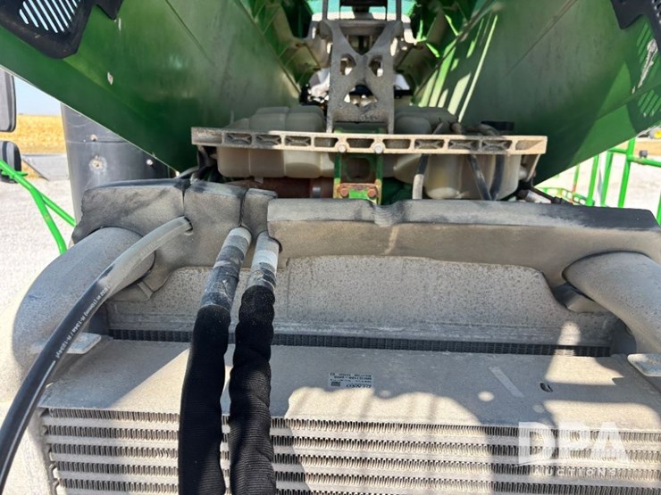 2019-john-deere-f4365-image-28