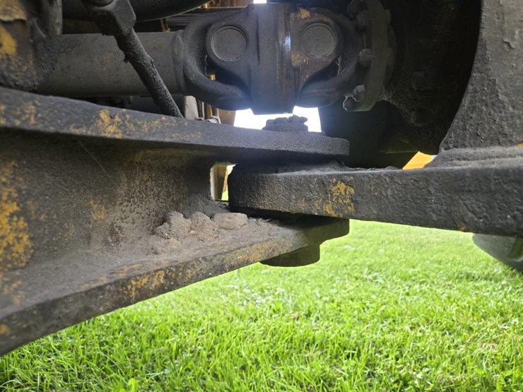 massey-ferguson-55c-image-28