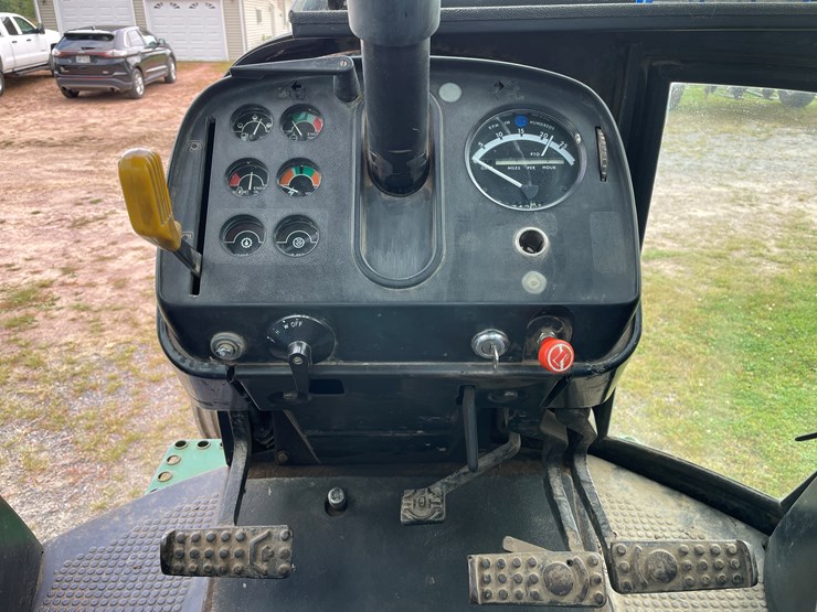 john-deere-4640-image-44