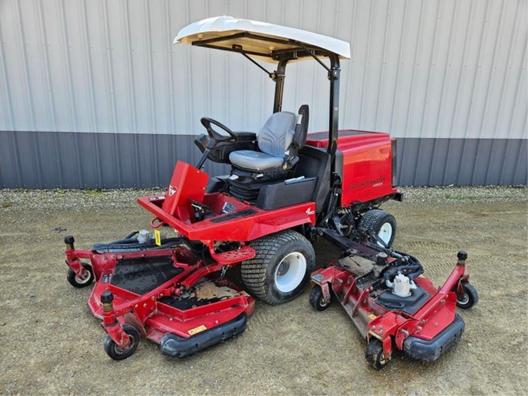 2015-toro-groundsmaster-4000d-image-2