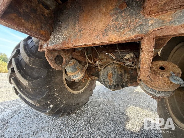 2010-case-ih-titan-3520-image-43