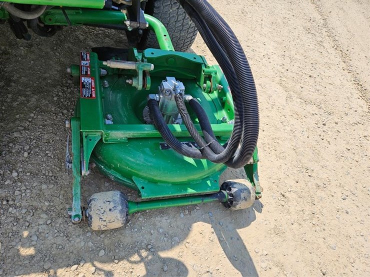 john-deere-7400-image-10