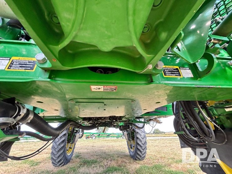2019-john-deere-r4045-image-29