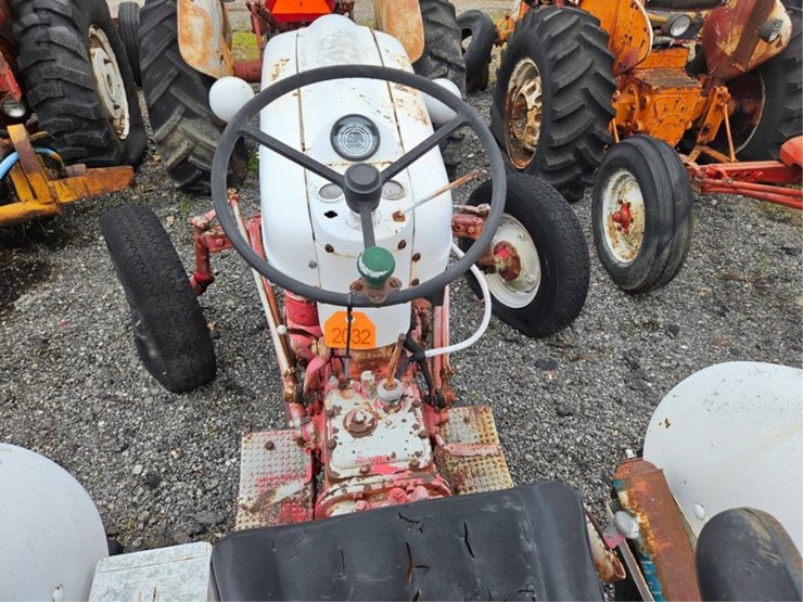 ford-tractor-image-15