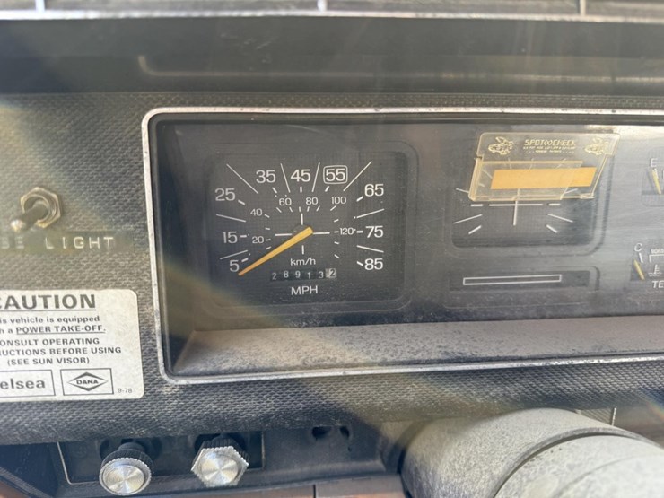 1980-ford-f800-image-44