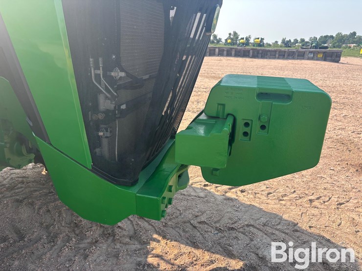 2024-john-deere-8r-250-image-15
