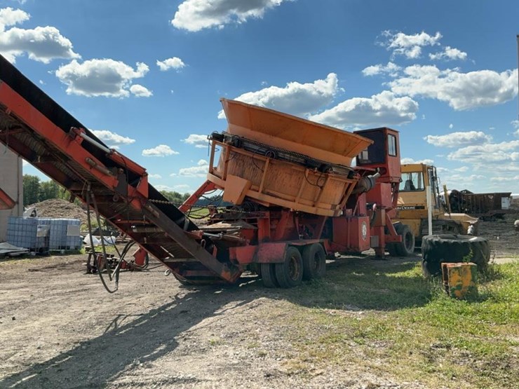 john-deere-12-image-8