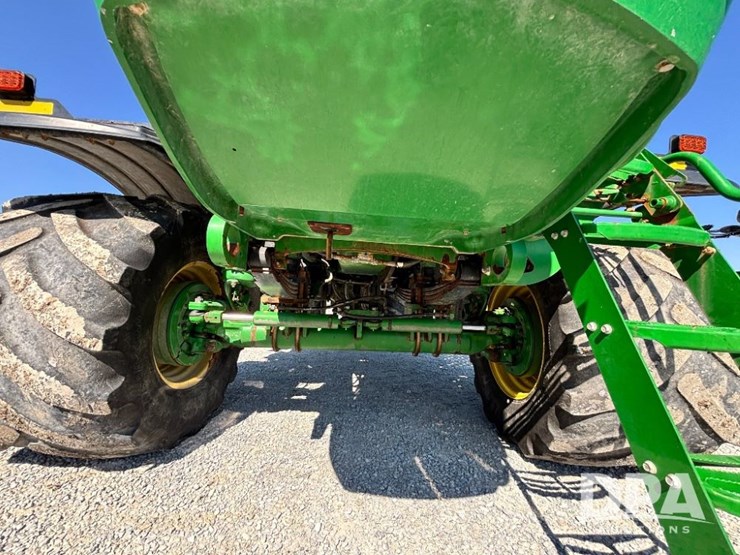 2019-john-deere-f4365-image-26