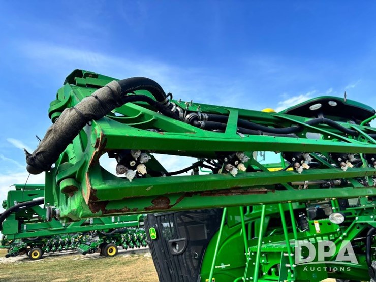 2019-john-deere-r4045-image-95