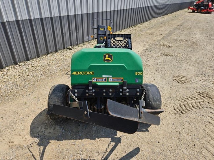 john-deere-800-image-8