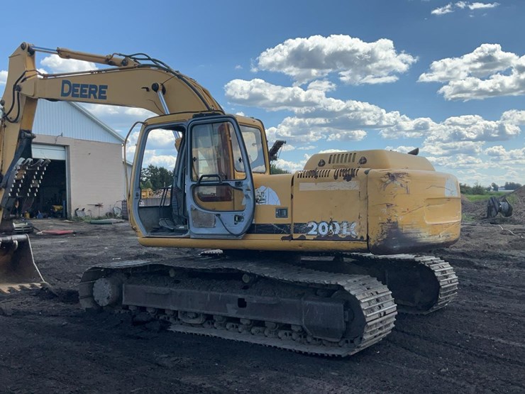 deere-200-lc-image-66