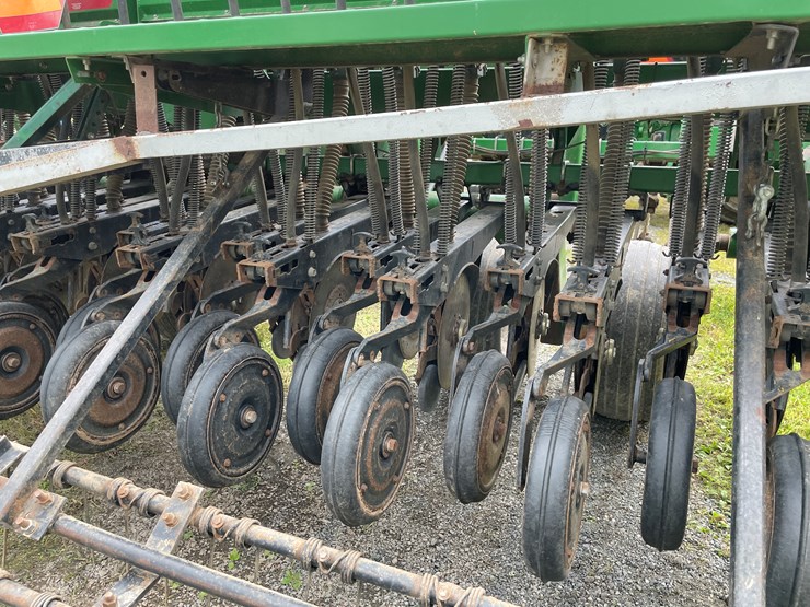 #7102-•-great-plains-grain-drill-no-till-drill-image-27