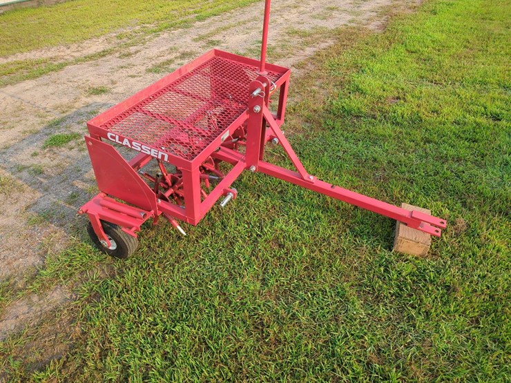 classen-ca-18-tow-behind-aerator,-48"-working-width,-spike-tines-image-3