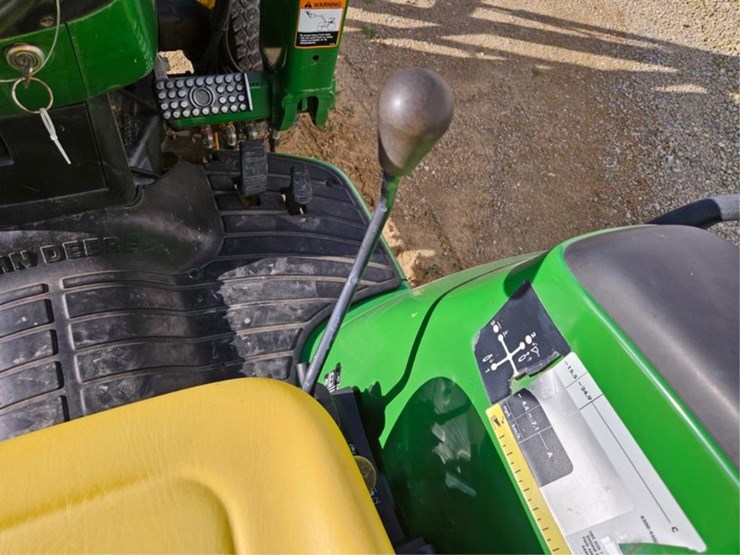 2000-john-deere-4400-image-26