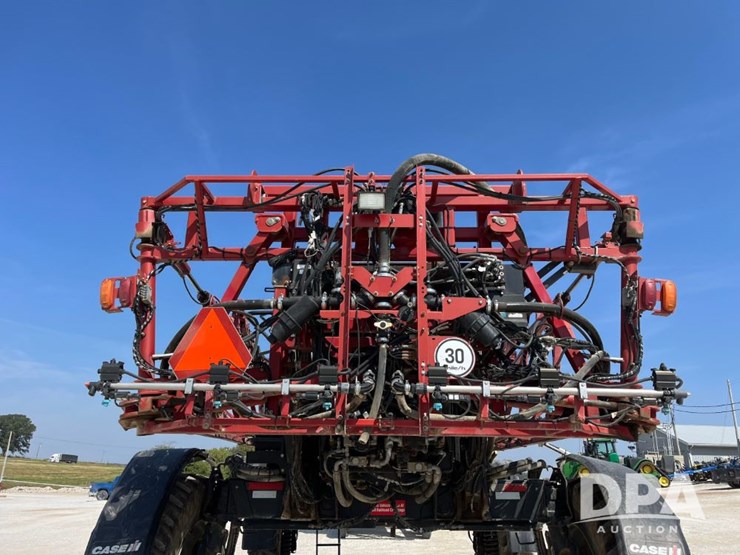 2016-case-ih-patriot-3340-image-40
