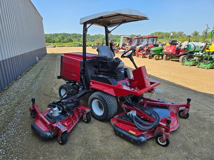 2015-toro-groundsmaster-4000d-image-8