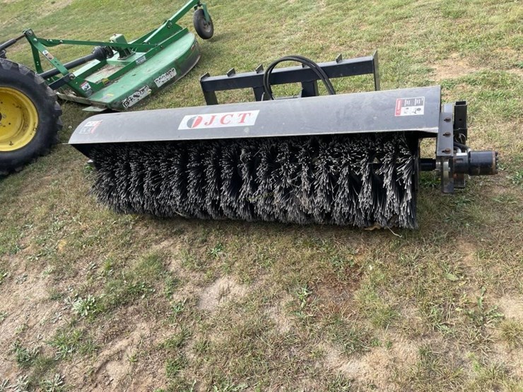 jct-universal-attach-broom-**-image-2