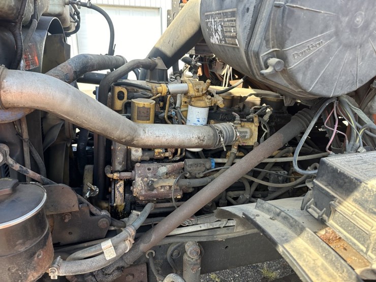 2000-caterpillar-3126-image-27