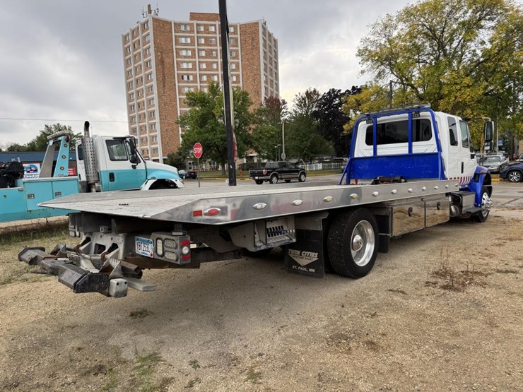 2017-international-durastar-4300-image-5