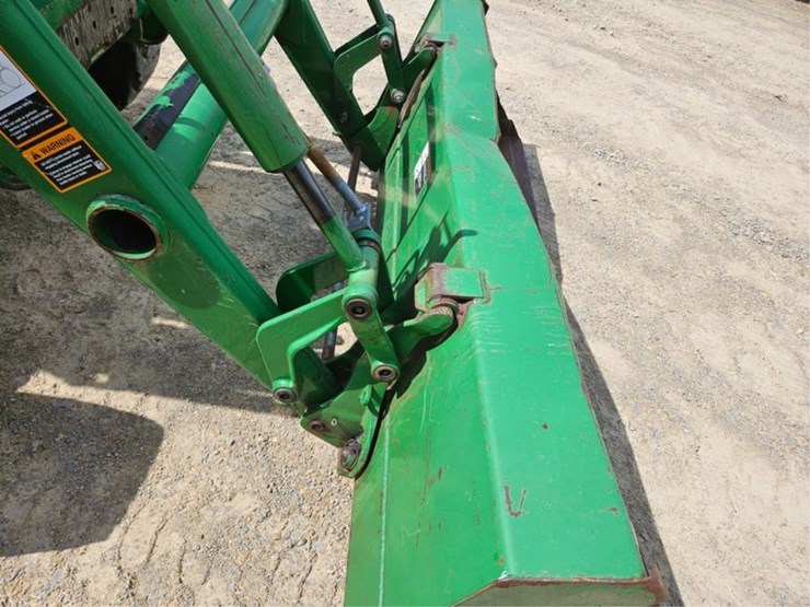 john-deere-4720-image-12