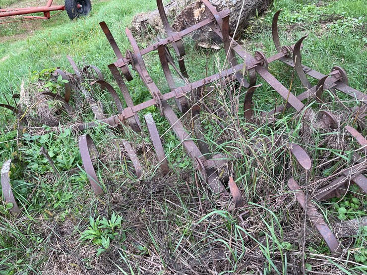 #7135-•-metal-cultivator-pieces-image-9