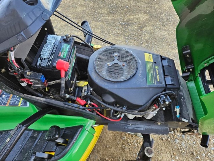 john-deere-x300-image-10