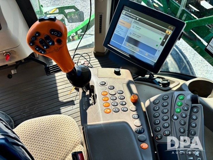 2014-john-deere-r4038-image-145