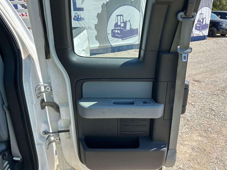 2014-ford-f150-image-16