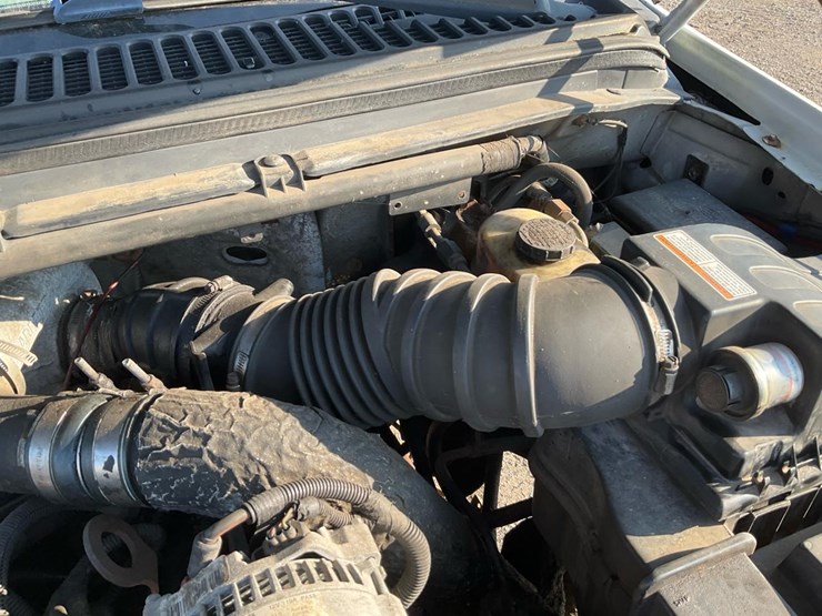 1999-ford-f550-image-53