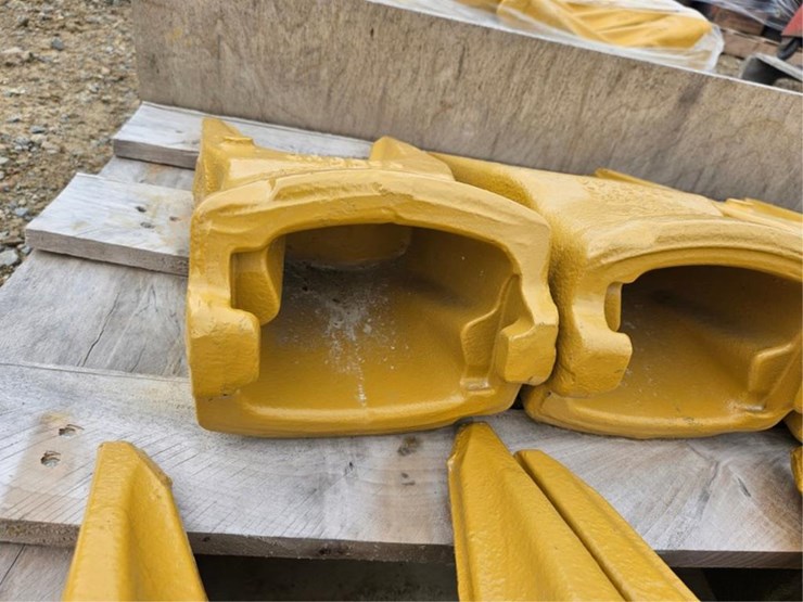 caterpillar-470-image-5