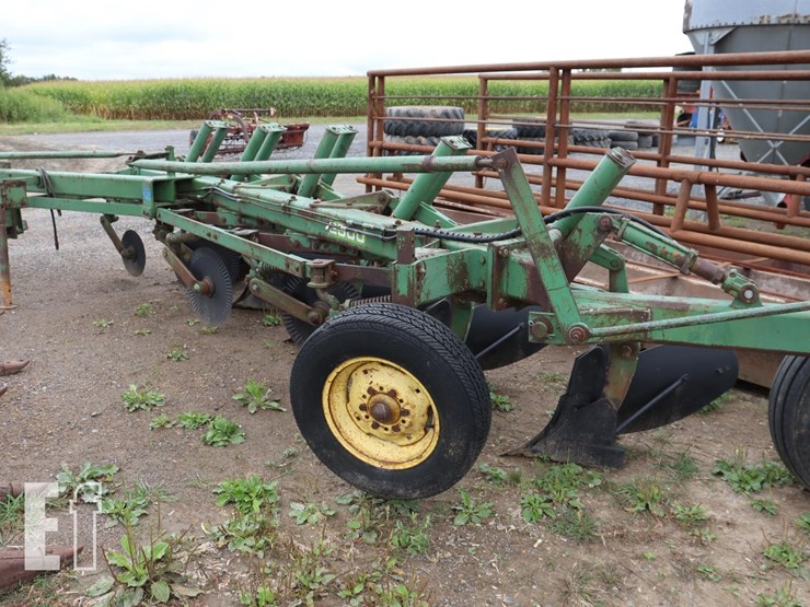 john-deere-2500-image-4
