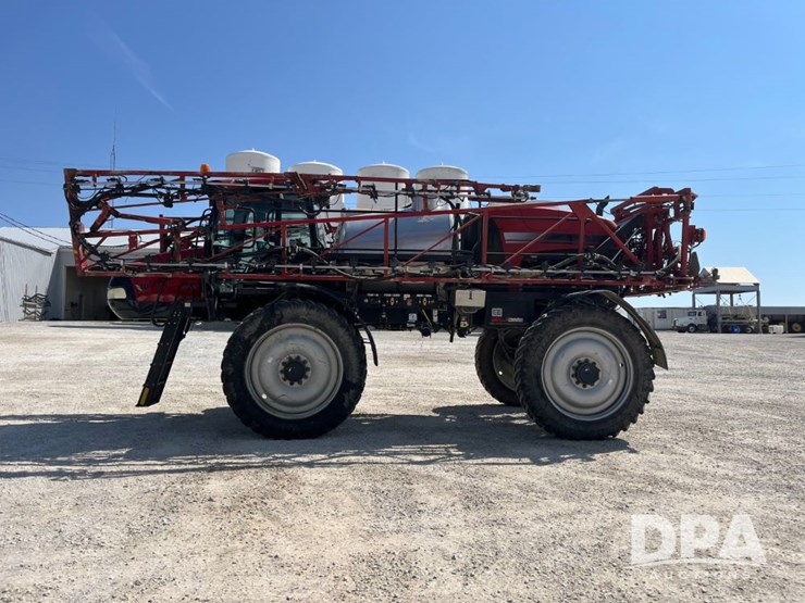 2016-case-ih-patriot-3340-image-13
