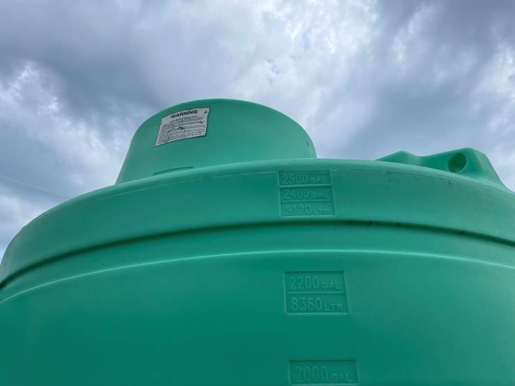#7112-•-enduraplas-2500-gal-poly-liquid-tank-image-7