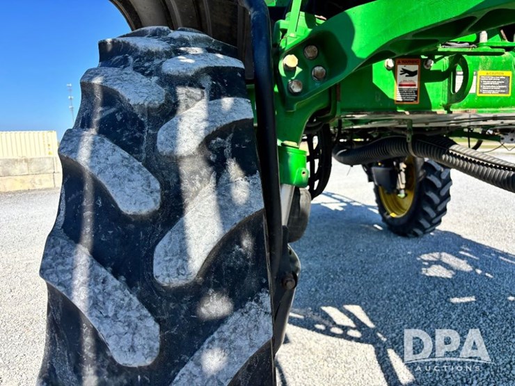 2014-john-deere-r4038-image-89