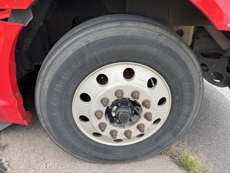 2014-international-prostar-image-98
