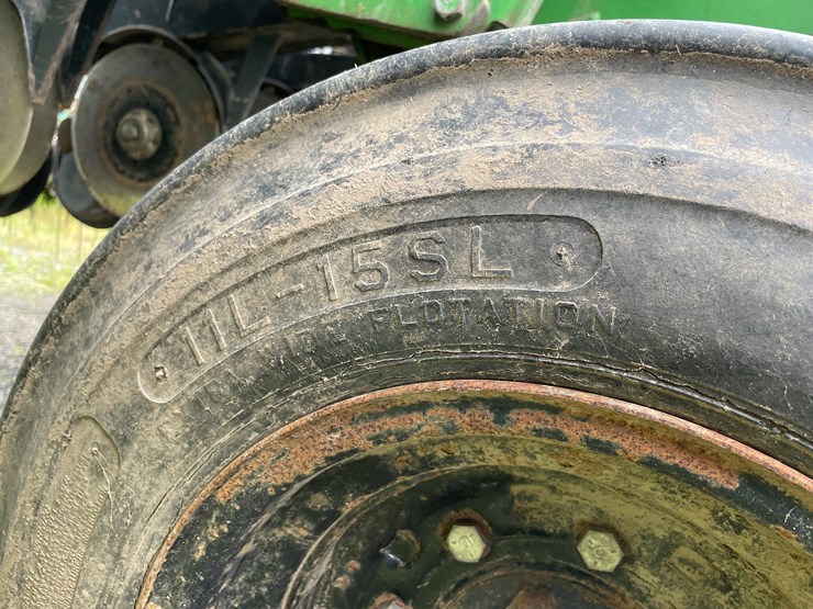 #7102-•-great-plains-grain-drill-no-till-drill-image-23