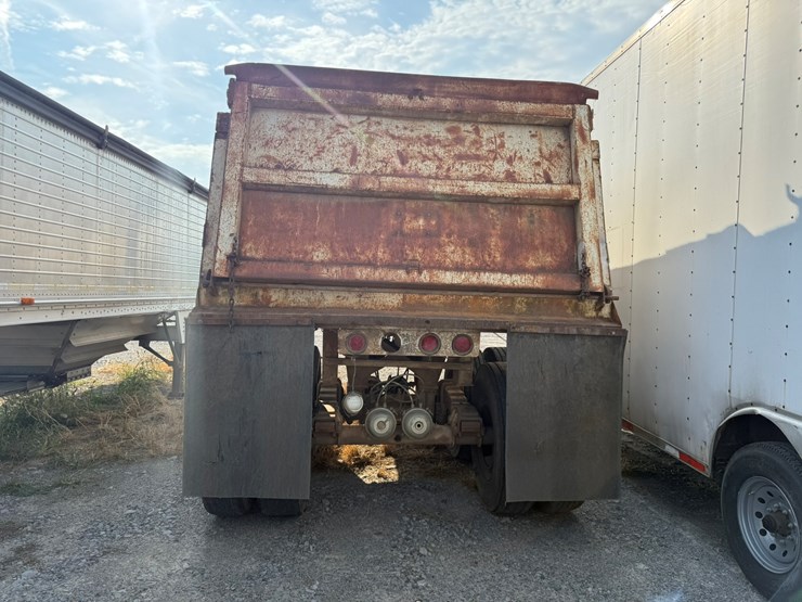 1978-clement-dump-trailer-image-6