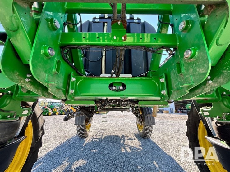 2014-john-deere-r4038-image-67