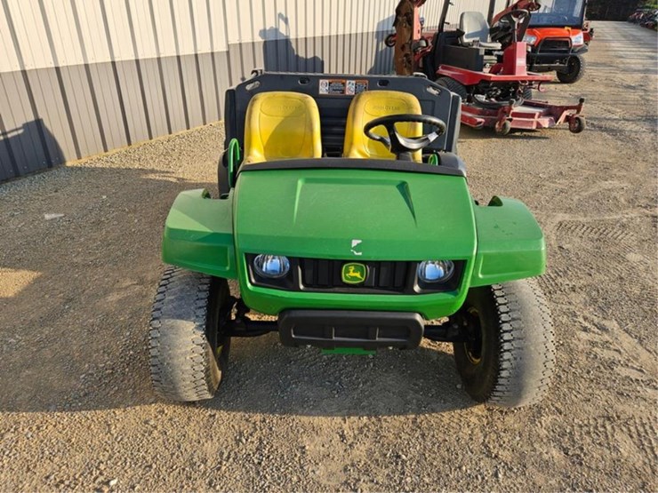 john-deere-gator-image-8