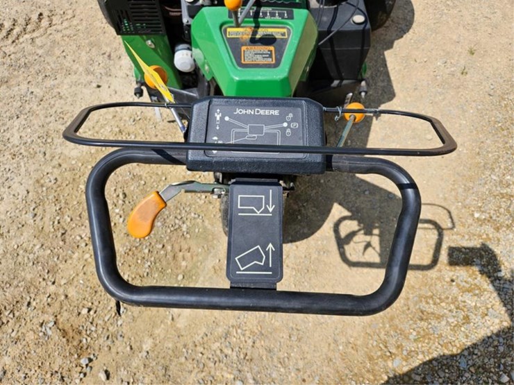 john-deere-800-image-21