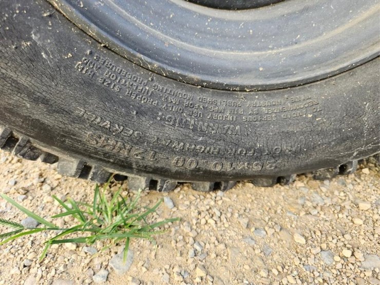 kubota-rtv-x900-image-40