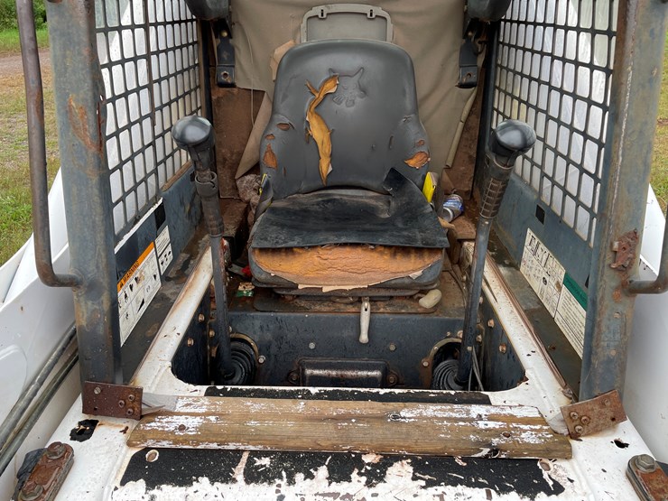 2001-bobcat-873-image-37