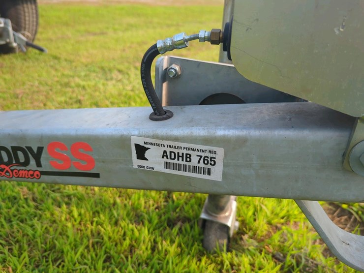 2012-demco-ss-image-4