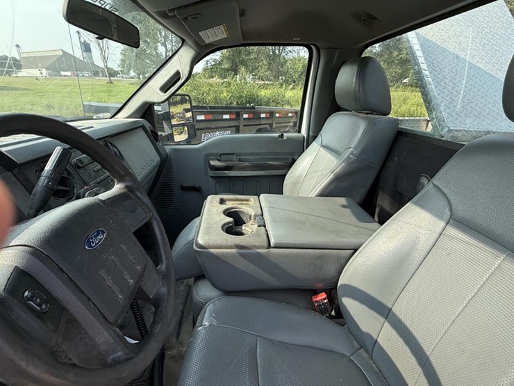 2013-ford-f350-image-51