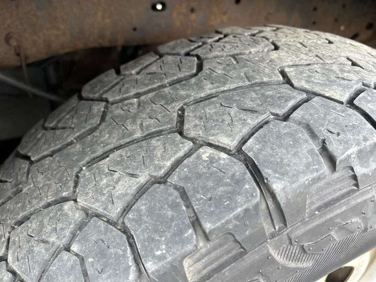2011-ford-f250-image-62