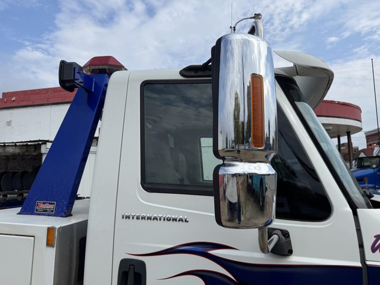 2006-international-durastar-4300-image-17