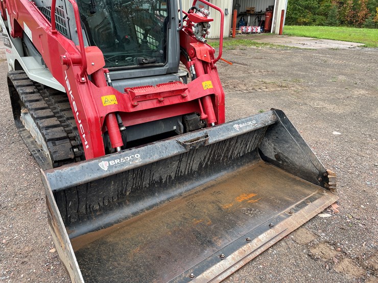 2020-takeuchi-tl10v2-image-38